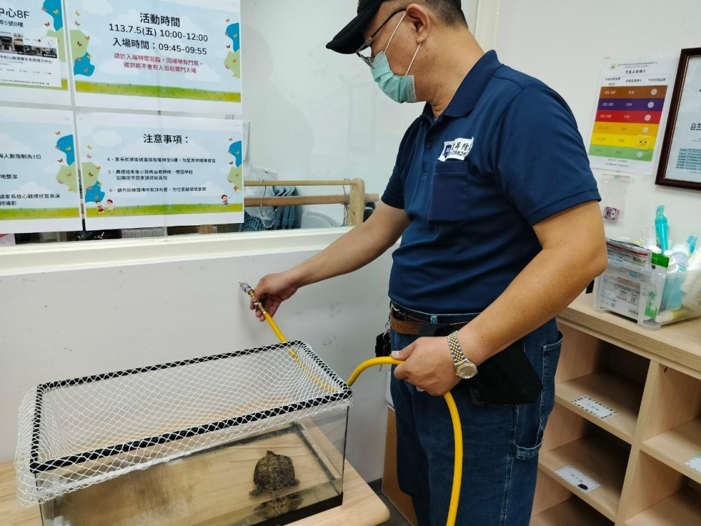 LINE_ALBUM_松山區托嬰中心白蟻防治施工照_241121_7